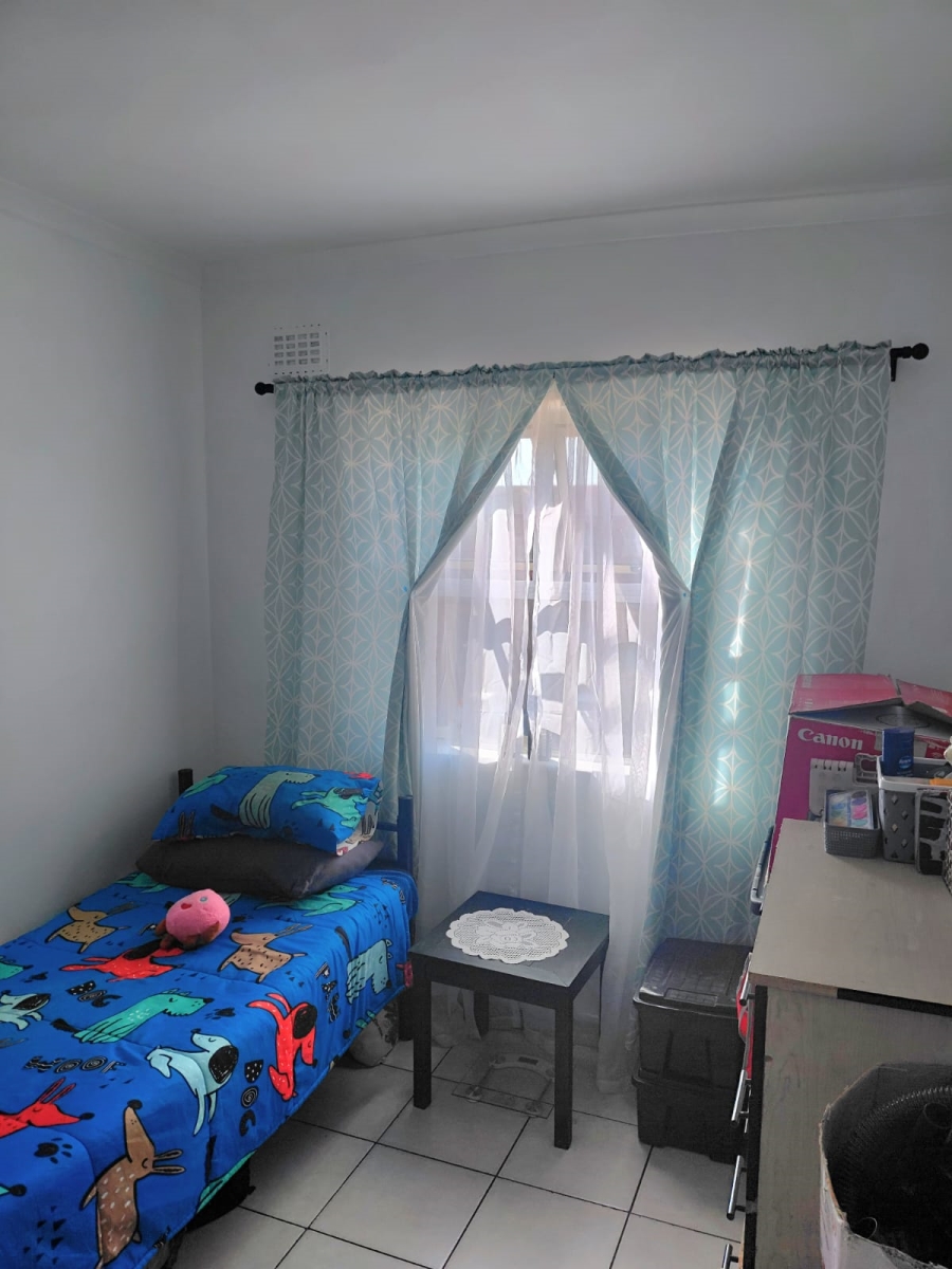 2 Bedroom Property for Sale in Paarl East Western Cape